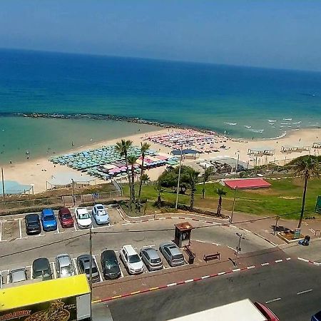 612 Apartment On The Beach Bat Yam Εξωτερικό φωτογραφία