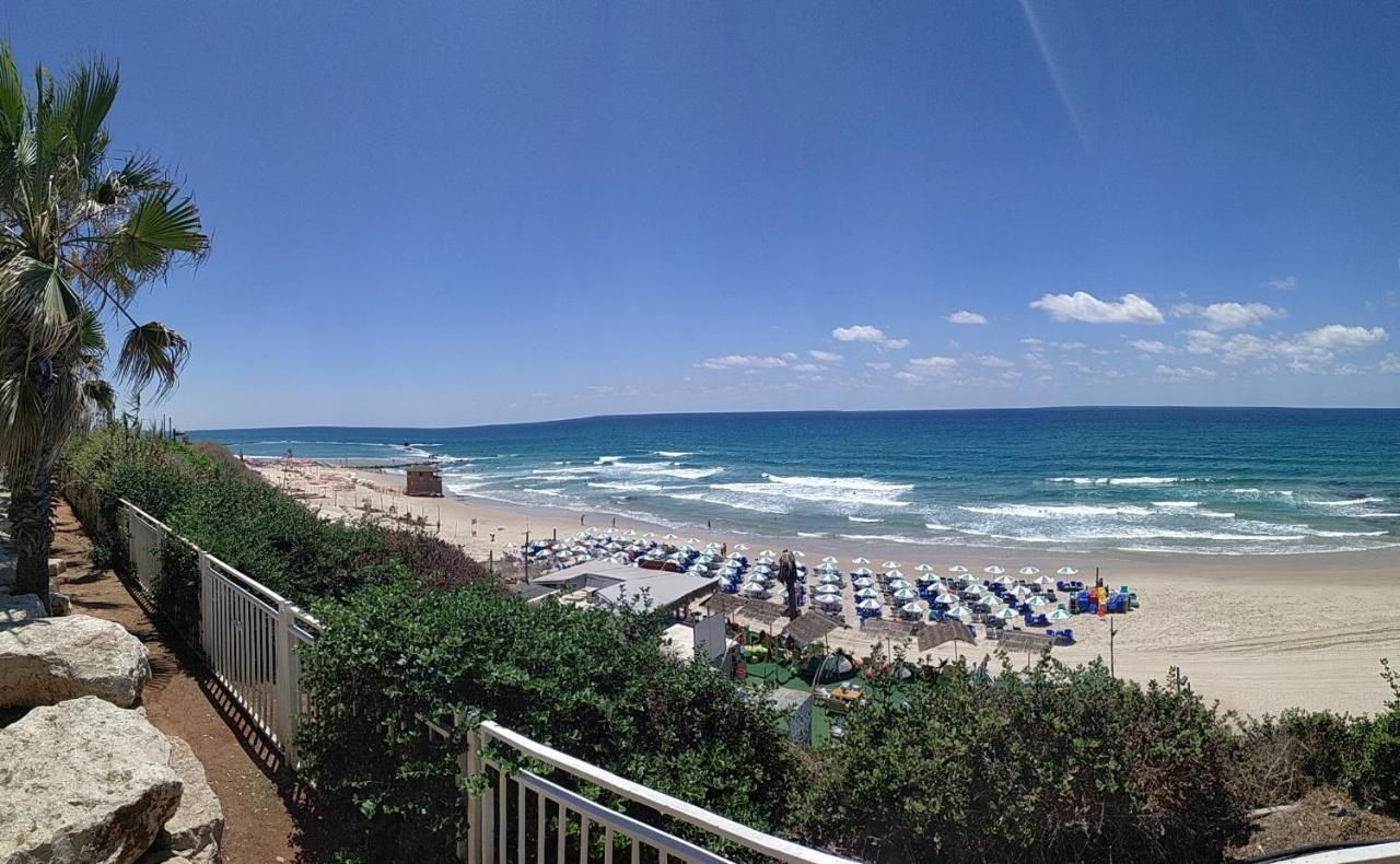 612 Apartment On The Beach Bat Yam Εξωτερικό φωτογραφία