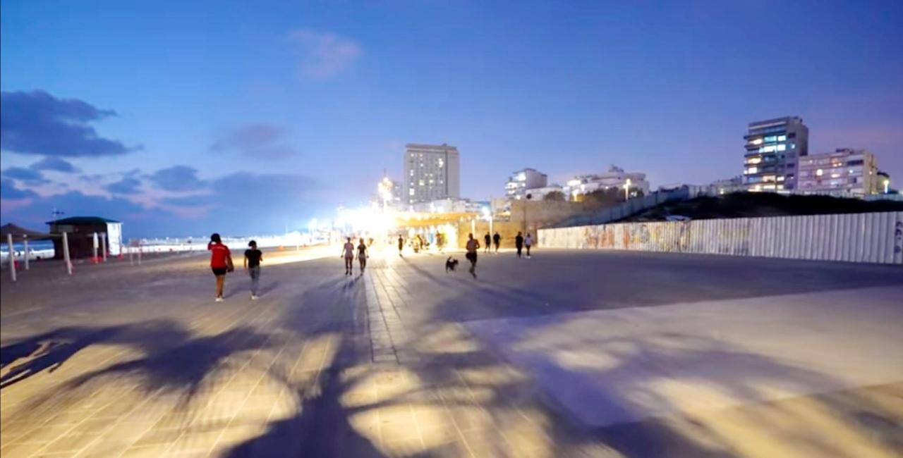 612 Apartment On The Beach Bat Yam Εξωτερικό φωτογραφία