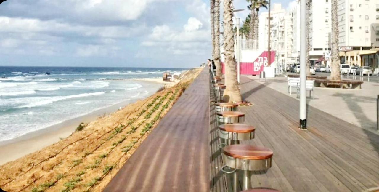 612 Apartment On The Beach Bat Yam Εξωτερικό φωτογραφία