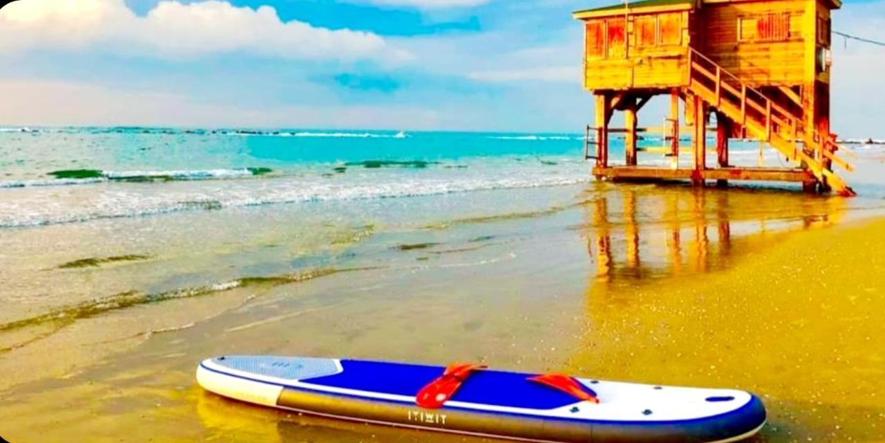 612 Apartment On The Beach Bat Yam Εξωτερικό φωτογραφία