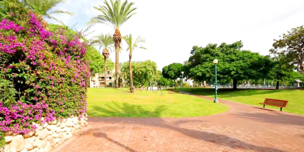 612 Apartment On The Beach Bat Yam Εξωτερικό φωτογραφία